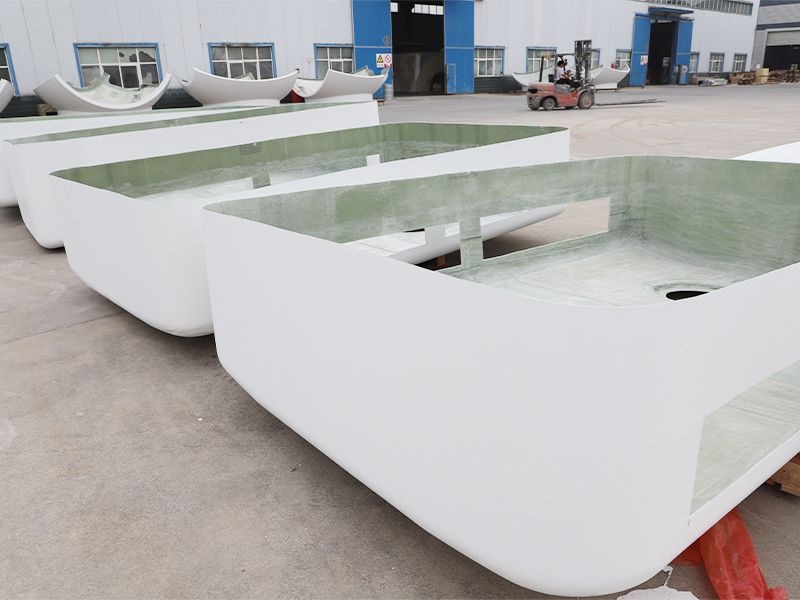 Wind turbine nacelle cover accessories